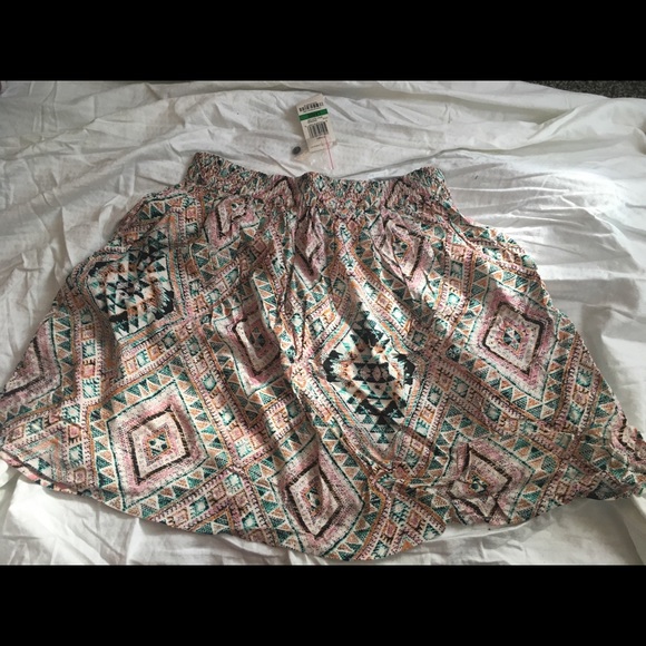 Multicolor cute flirty short skirt - Picture 2 of 2
